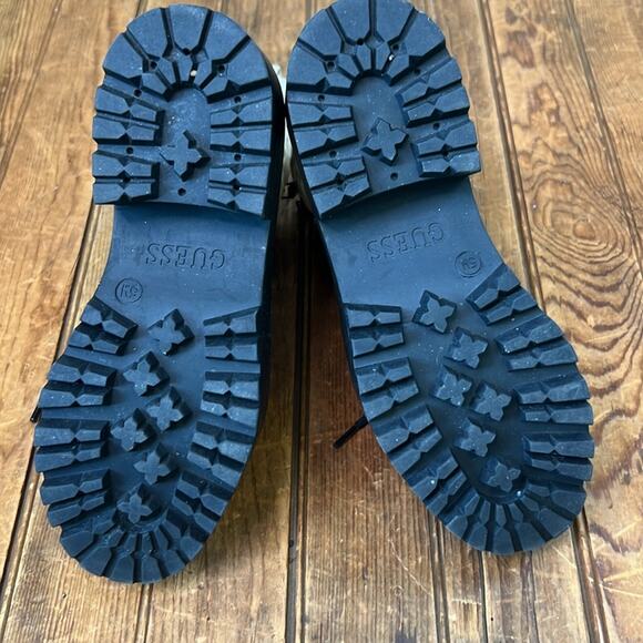 Women’s Girls Guess Fearne White black Lace-Up lug sole combat Ankle Boots - Picture 3 of 7